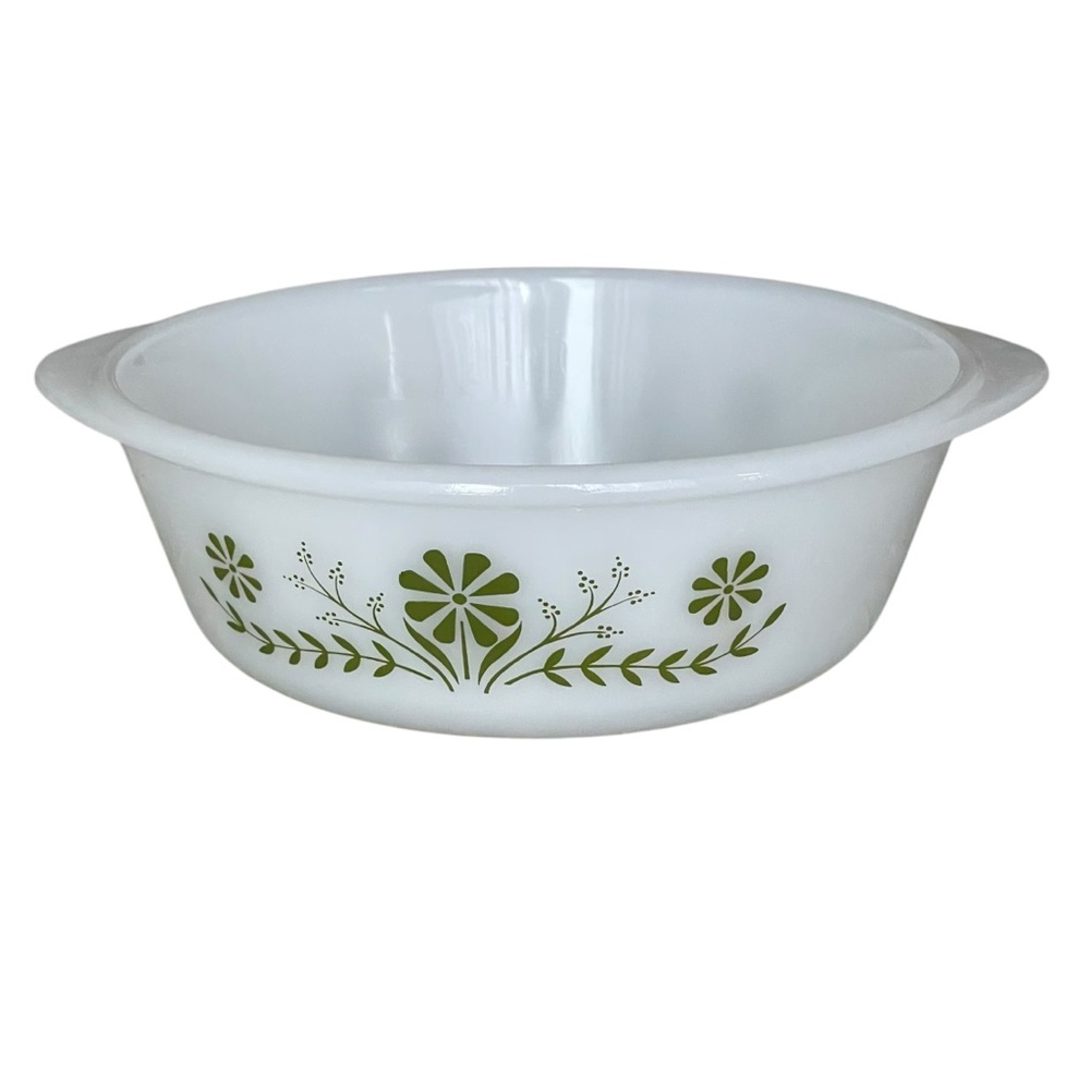 GLASBAKE 2 Qt Casserole Dish Vintage White Milk Glass Green Daisy Primrose Dream